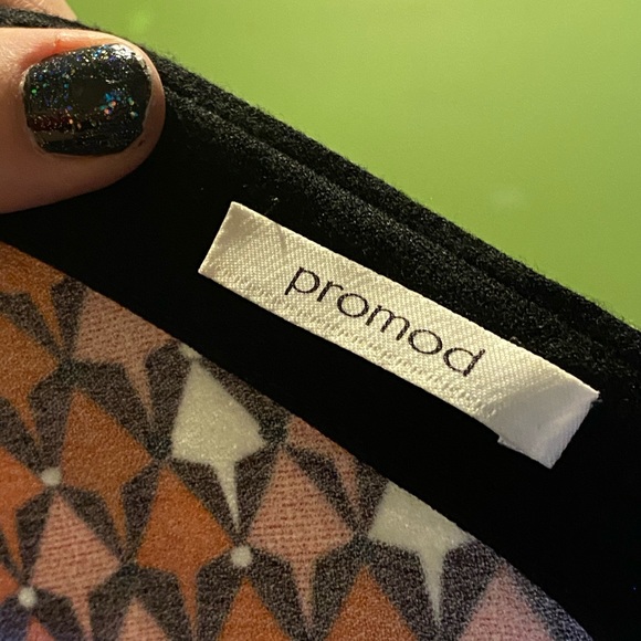 Nordic Patterned Blouse - Picture 4 of 4